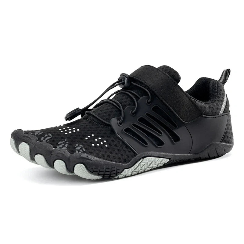 Breathable Barefoot Hiking Trainers black