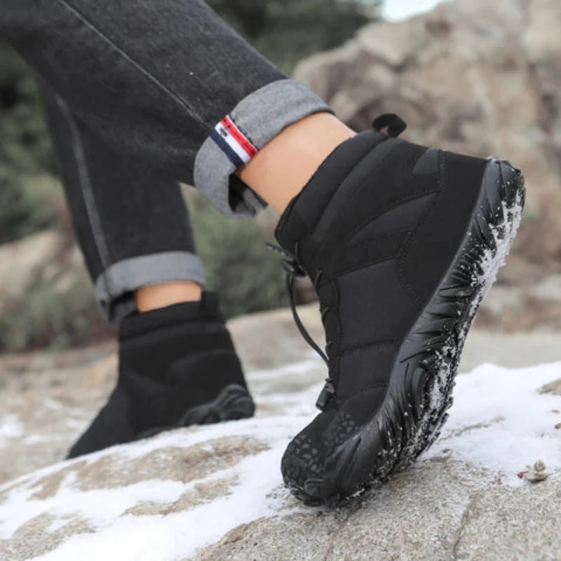 Comfortable & Anti-Slip Barefoot Winter Boots – Unisex black2
