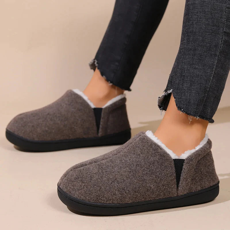 Comfortable Fleece-Lined Indoor Slippers grey3