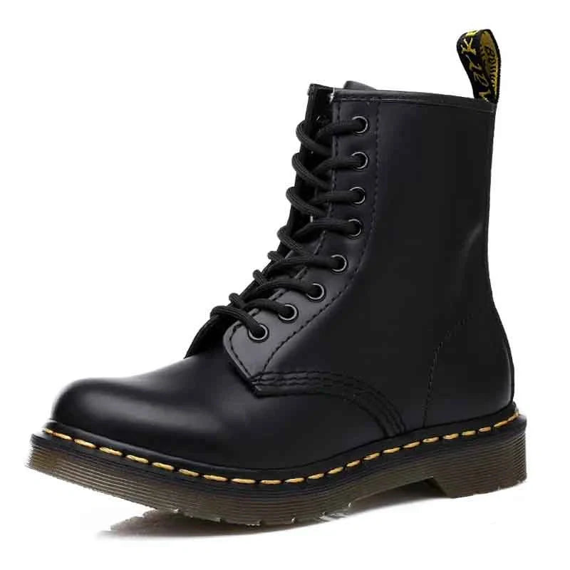 Comfortable & Stylish Classic Boots - Unisex black