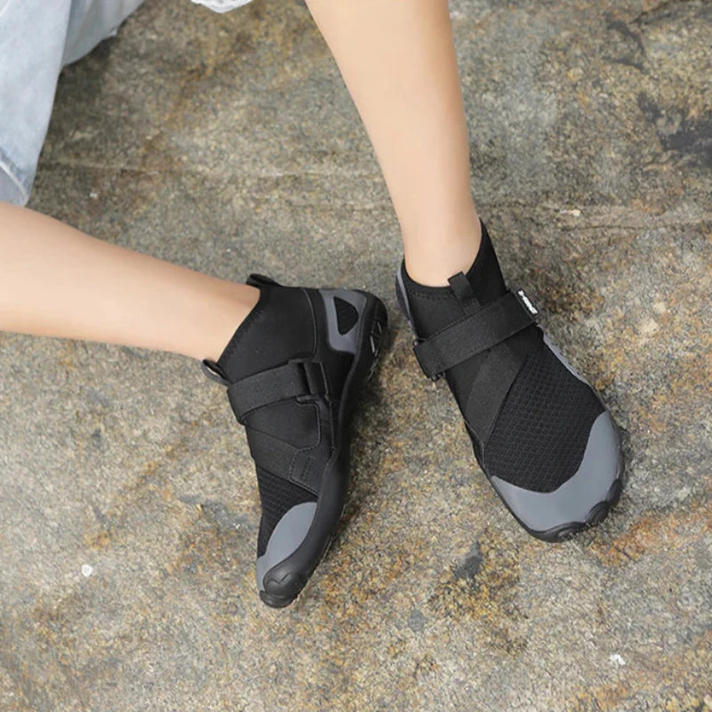 Quick-Dry Barefoot Aqua Trainers black1