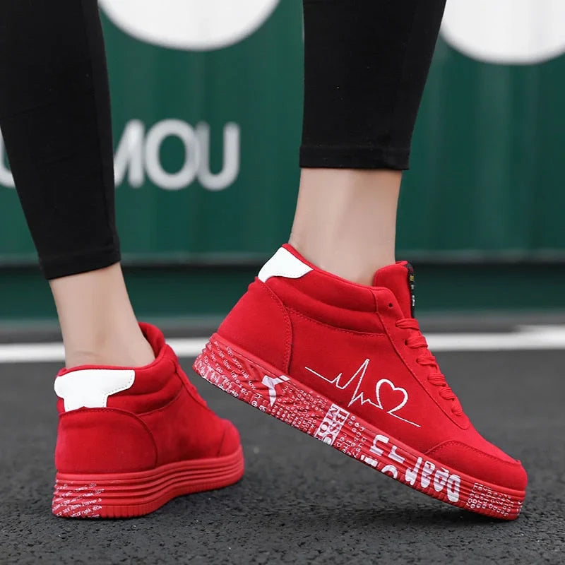 Trendy & Comfortable Sneakers – Unisex red1
