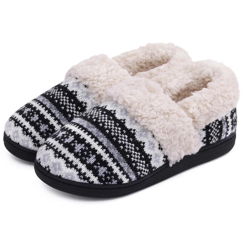 Warm & Anti-Slip House Slippers black