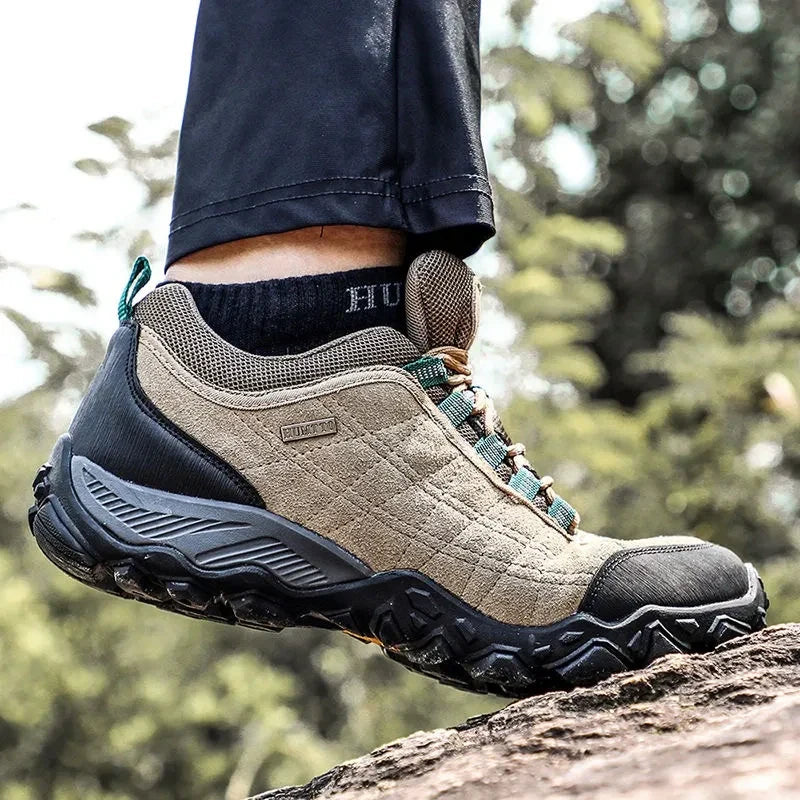 Waterproof & Comfortable Hiking Sneakers khaki1